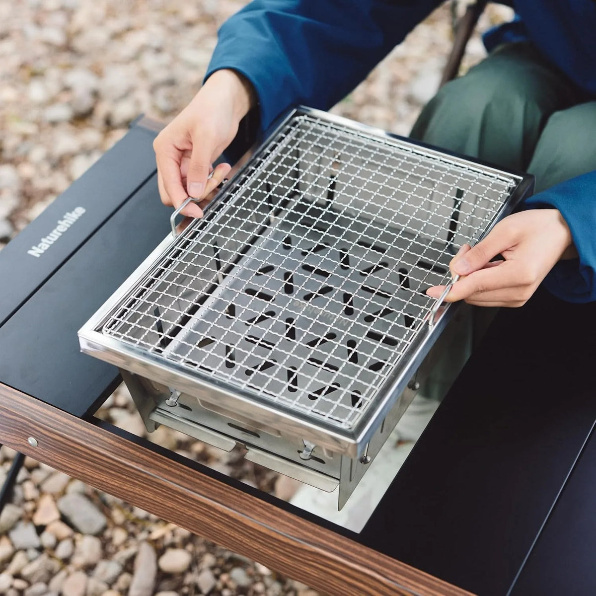 Naturehike Portable Folding Charcoal Barbecue Grill With Tongs