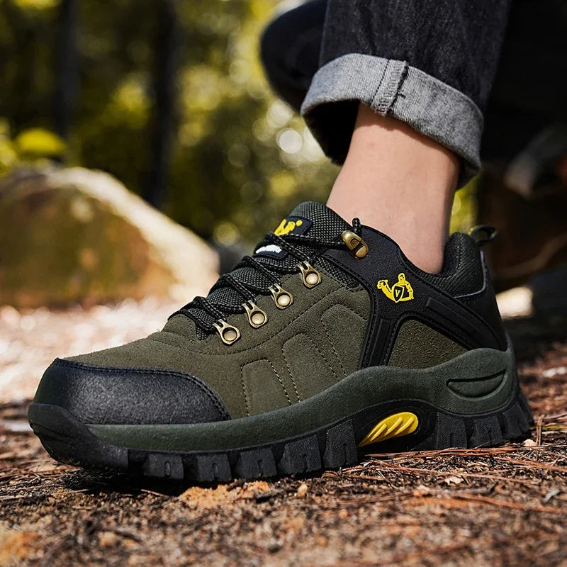 Lace Up Unisex Hiking Boots With Breathable Outdoor Design